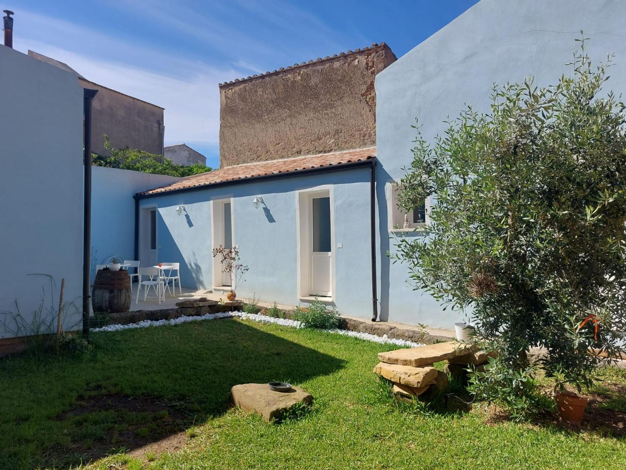 B&B Il Borgo Delle Emozioni Dolianova Ngoại thất bức ảnh